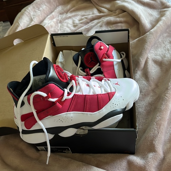 Jordan 6 Rings - Picture 3 of 7